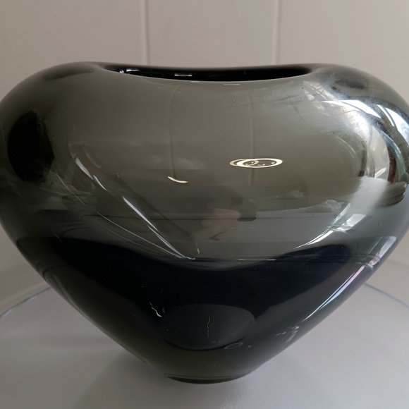 Holmegaard Smoked Heart Glass Vase Per Lutken Signed Number 15919 - Picture 4 of 6